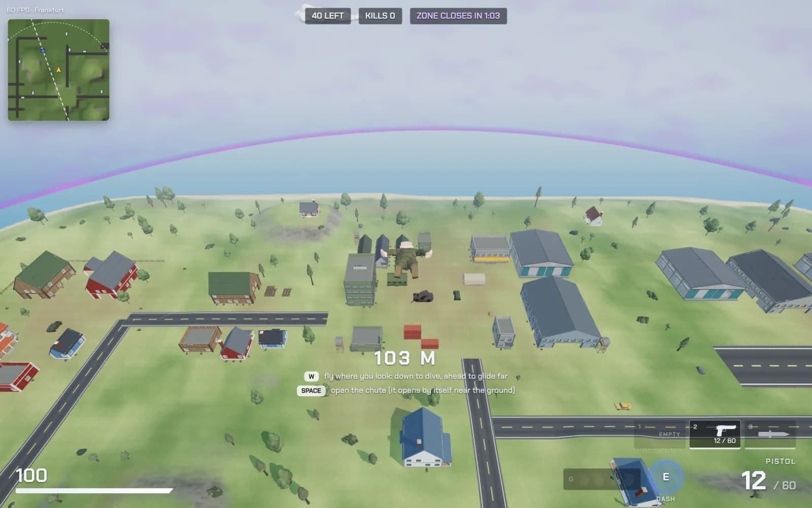צניחה חופשית מעל האי של ה-Battle Royale, גובה 103 מטר, מפה קטנה ומונה של 40 שחקנים